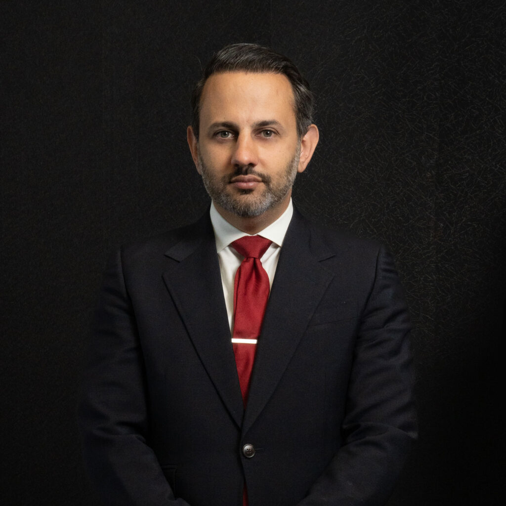 El abogado Sayan Aboudi, fundador de LionsGate Law Group